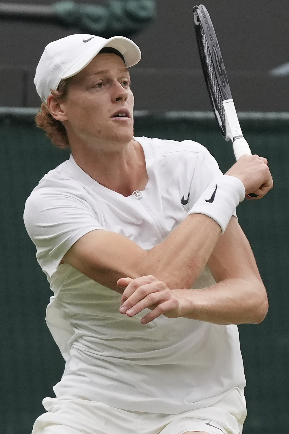 他需要承担 他需要承担