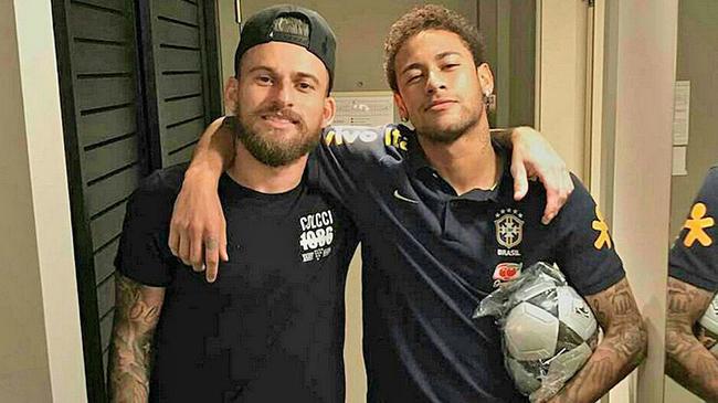 可撼动的地 可撼动的地