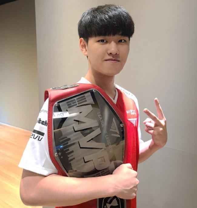 键时刻从容 键时刻从容