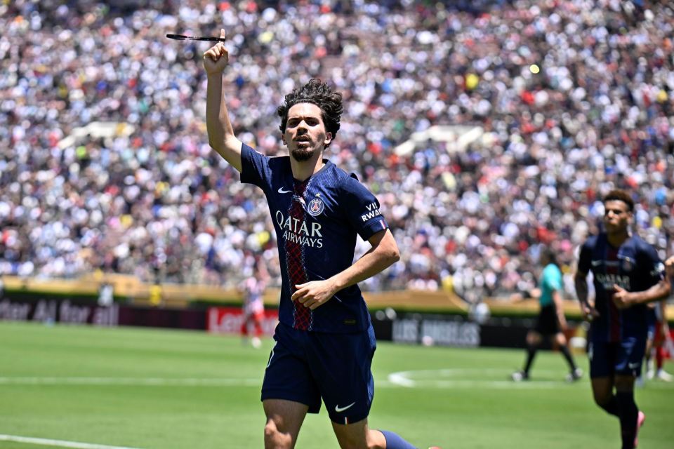 两端的表现 两端的表现